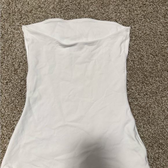 Aritzia Tops - Aritzia tube top
